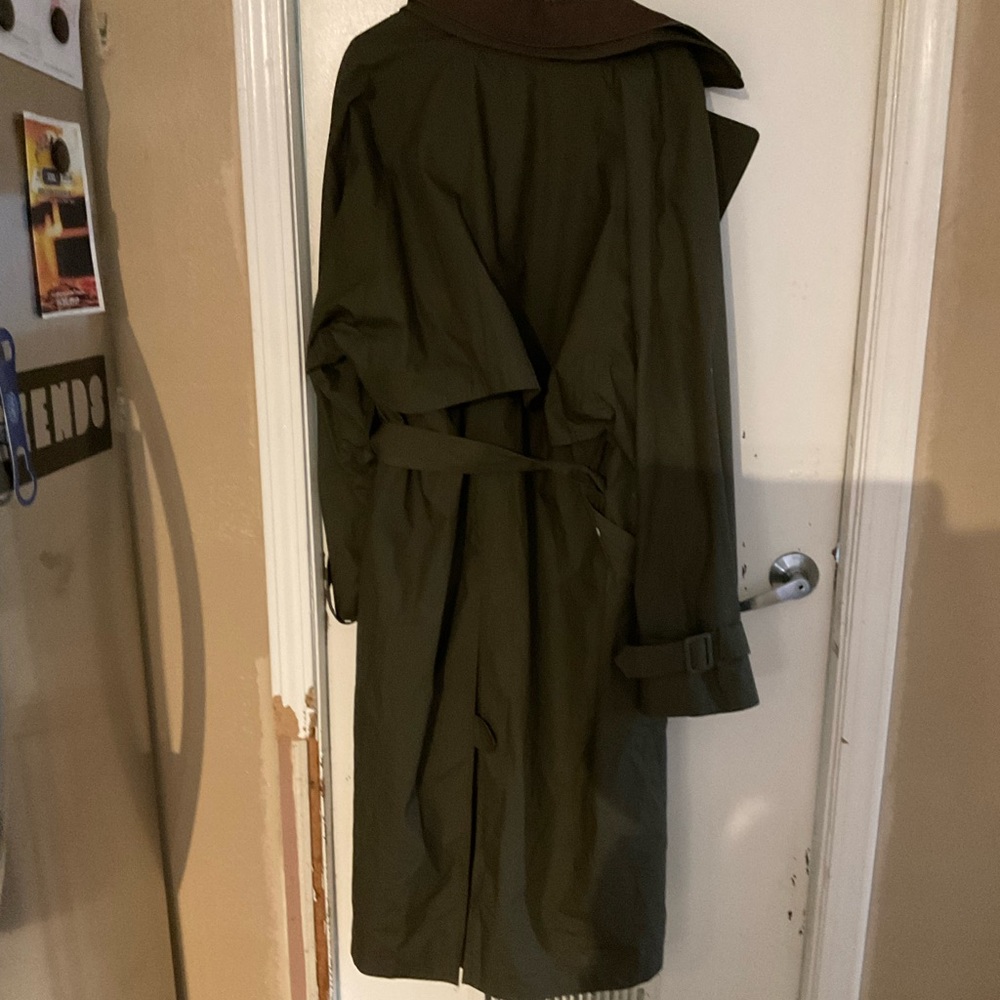 Women’s trench coat